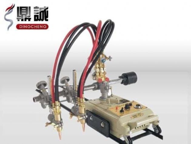 點(diǎn)擊查看詳細(xì)信息<br>標(biāo)題：雙頭多頭火焰切割機(jī) 閱讀次數(shù)：5059