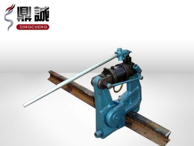 點(diǎn)擊查看詳細(xì)信息<br>標(biāo)題：液壓鋼軌擠孔機(jī) 閱讀次數(shù)：4863